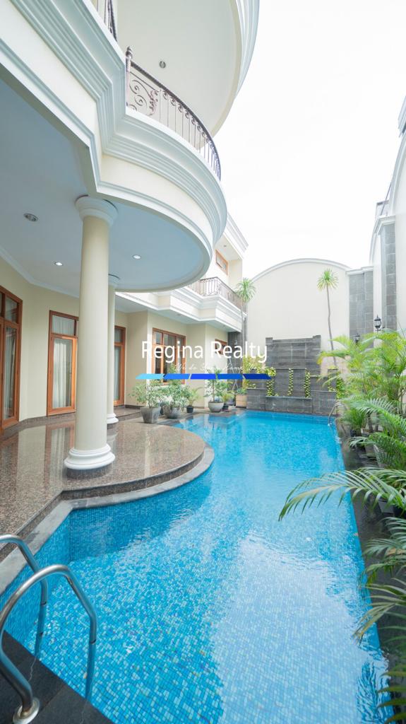 Rumah Disewa Kebayoran Baru 90 Juta Bulan Luas 800 M2 Swimming Pool