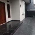 Rumah Disewa Tebet 145 juta/2 tahun Luas 200 m2