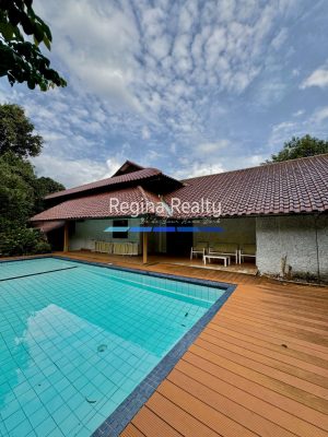 Rumah Dijual Bukit Golf Harga 150 M an ,Luas Tanah 2000 M2 Di Pondok Indah