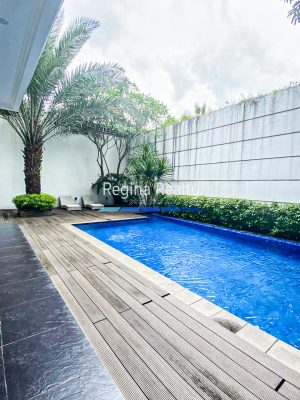 Rumah Dijual Pondok Indah 50 M-an Luas 1000-an m2 Swimming Pool