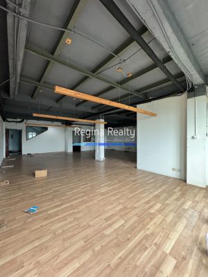 Ruko Disewa Senayan 900 Juta-an/tahun Luas 700-an m2